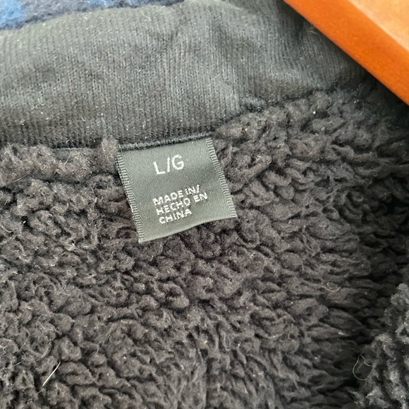 Weatherproof jacket - Picture 2 of 2